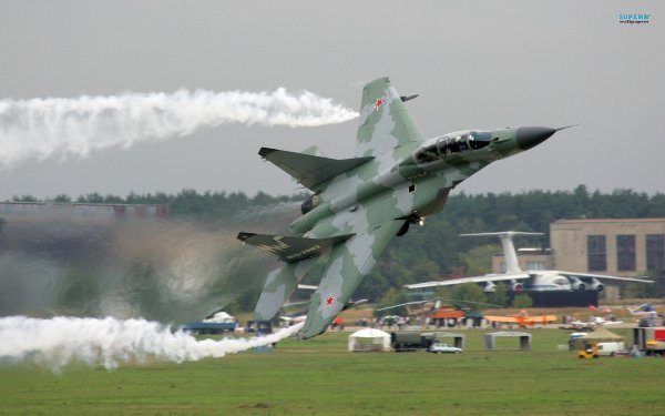 Military - Jet Fighter Wallpapers and Backgrounds