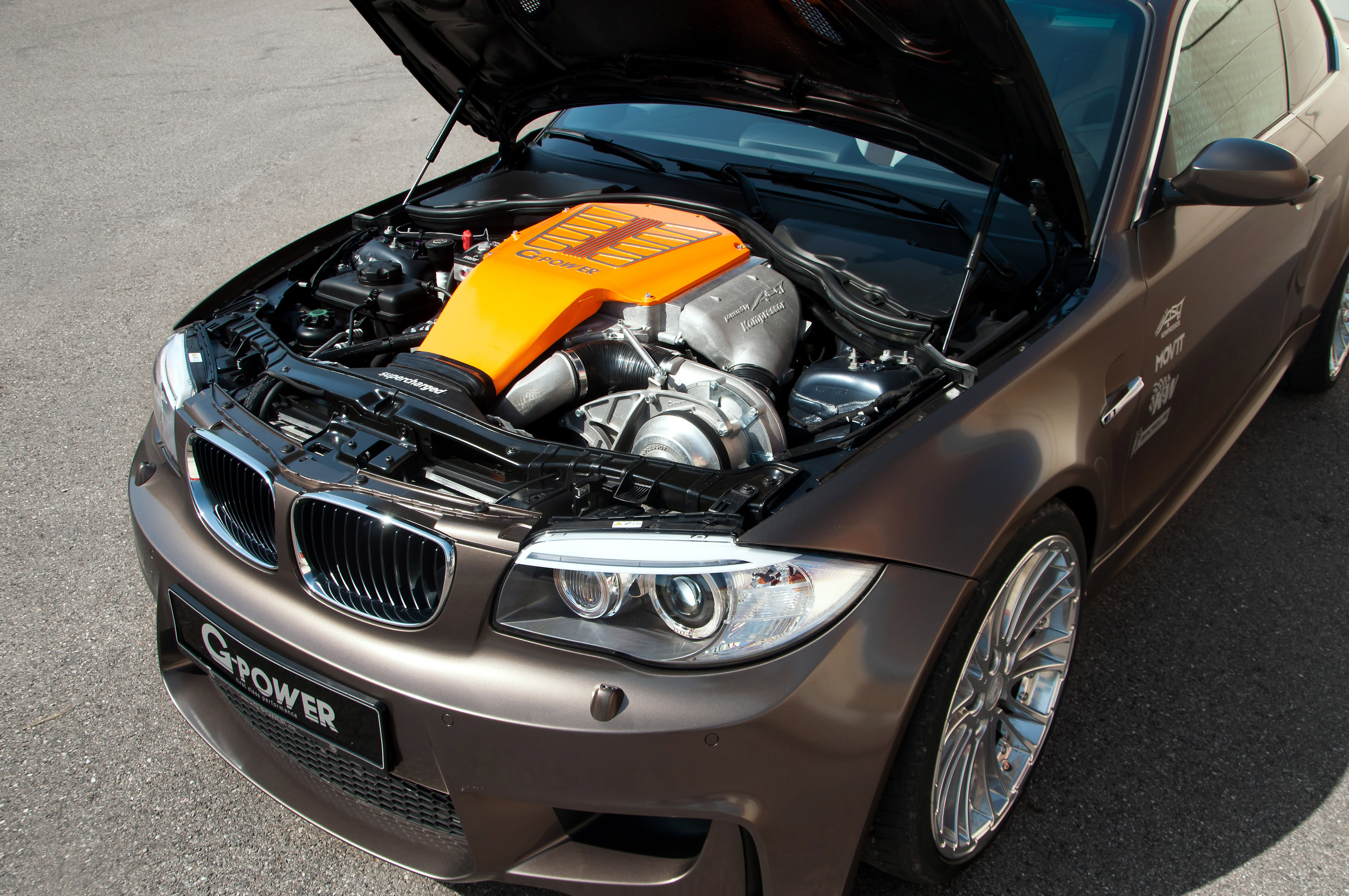 BMW 1 Series v8