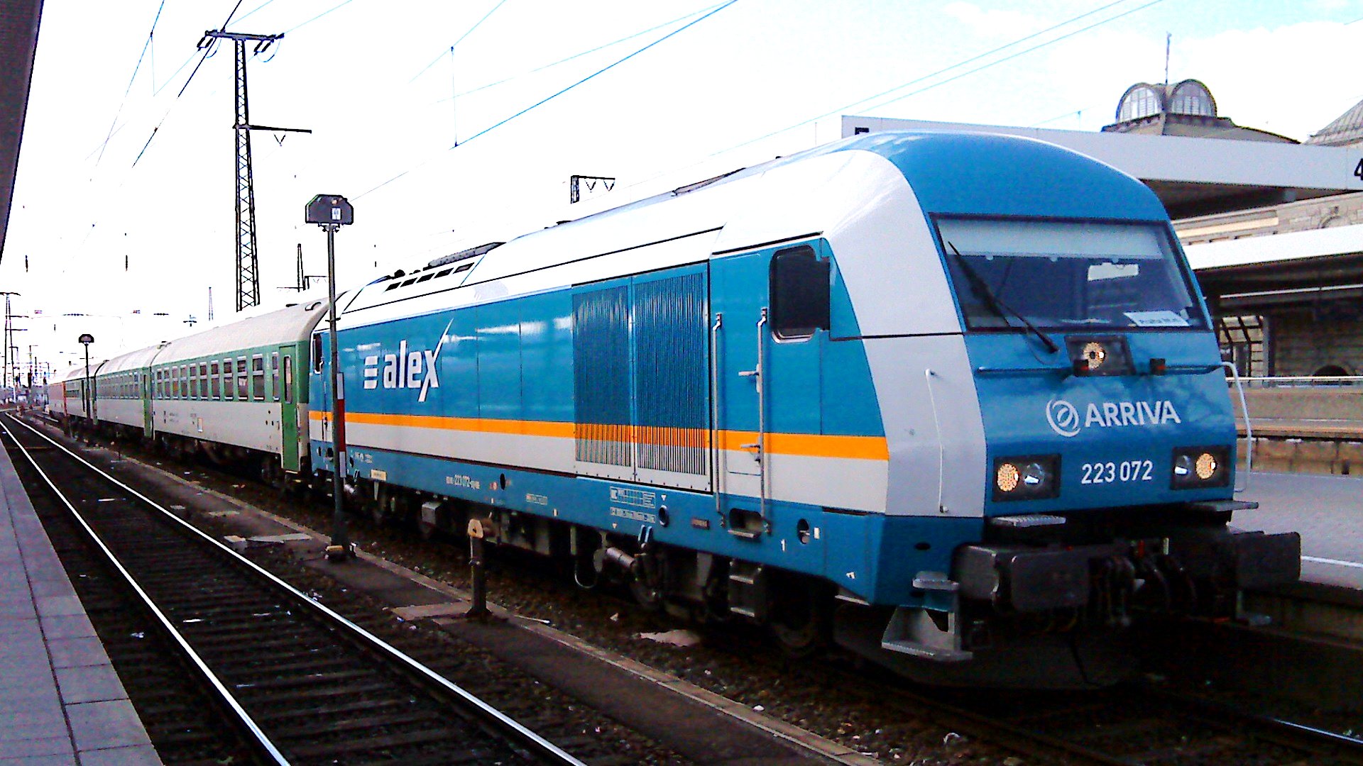 446085.jpg