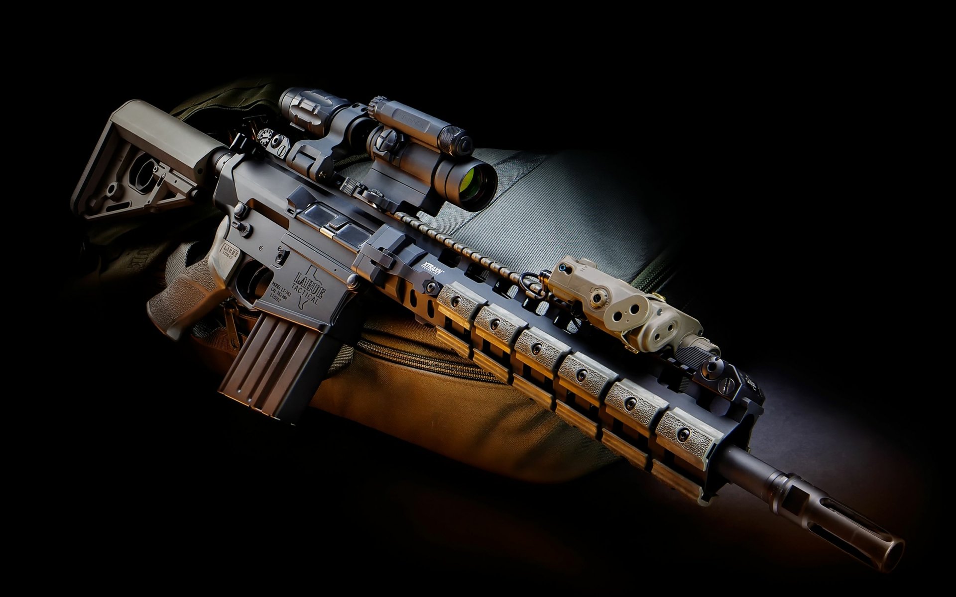 LaRue Assault Rifle Papel De Parede HD Plano De Fundo 2880x1800