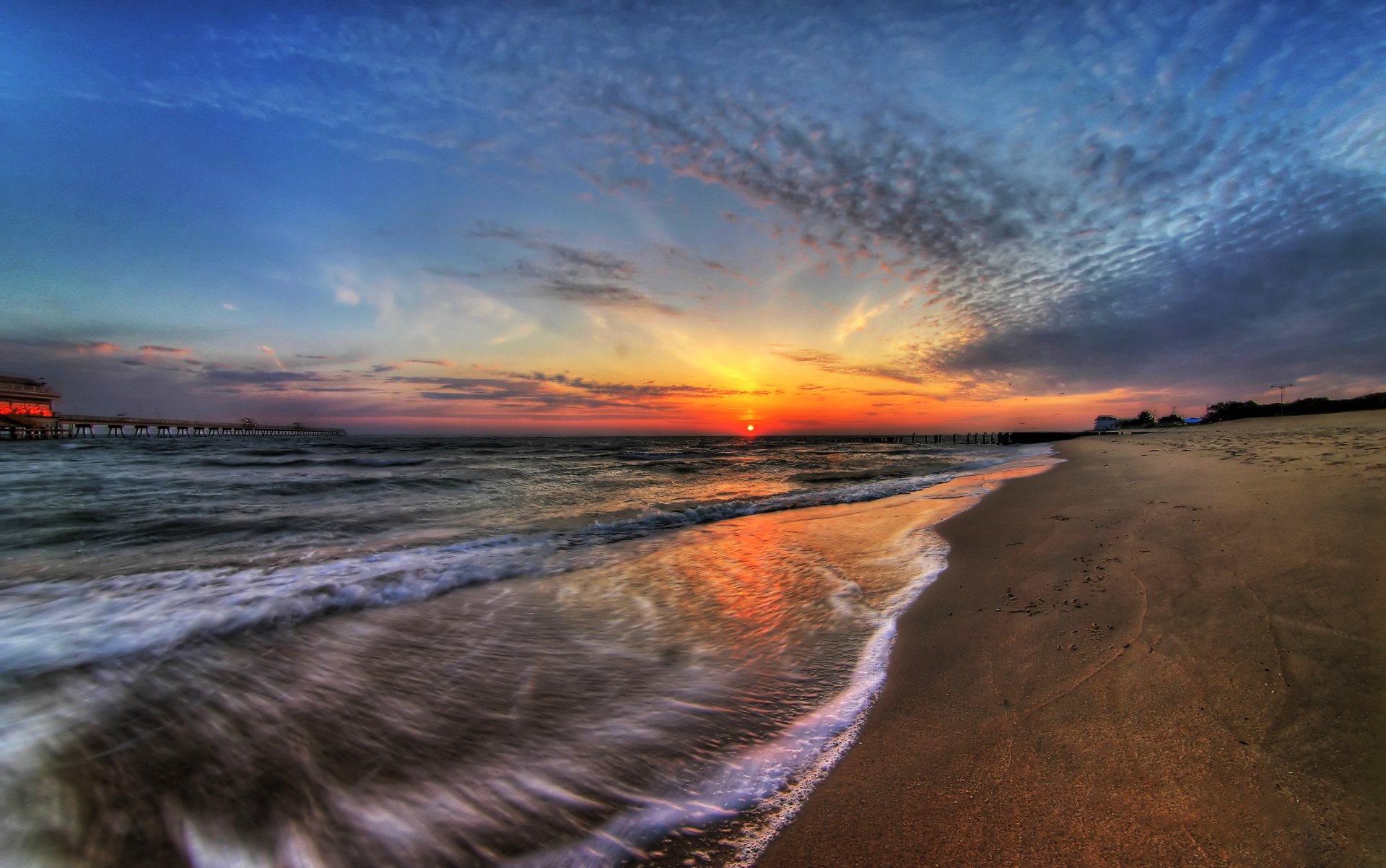 Beach Sunset By Matthew Sullivan