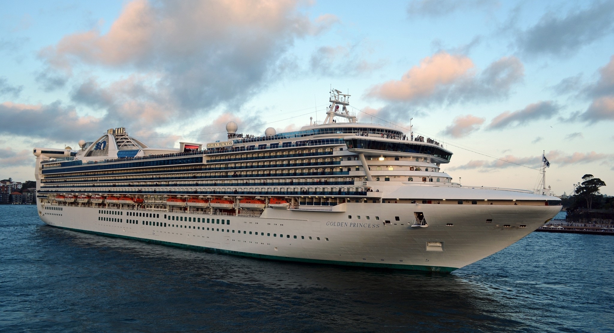 Cruise Ship Hd Wallpaper Background Image 2048x1110