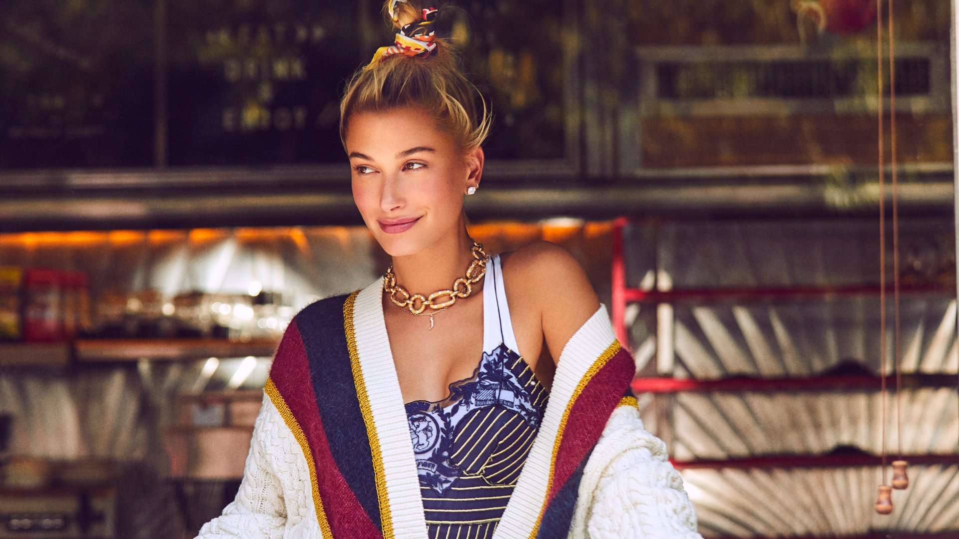 Download Celebrity Hailey Baldwin 4k Ultra HD Wallpaper