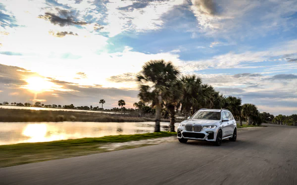 SUV white car car BMW vehicle BMW X7 HD Desktop Wallpaper | Background Image