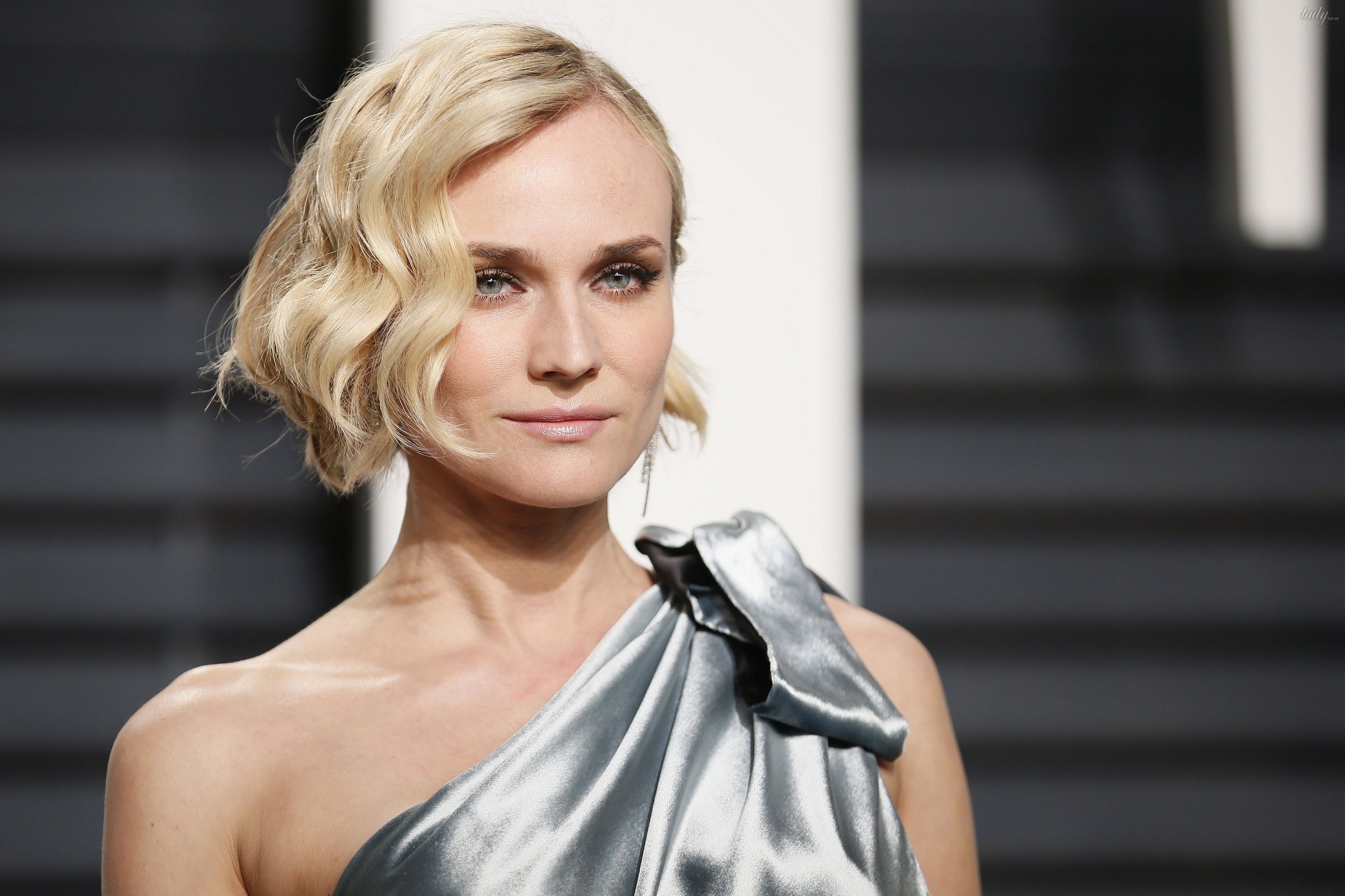 Download Blue Eyes Short Hair German Blonde Actress Celebrity Diane Kruger  HD Wallpaper