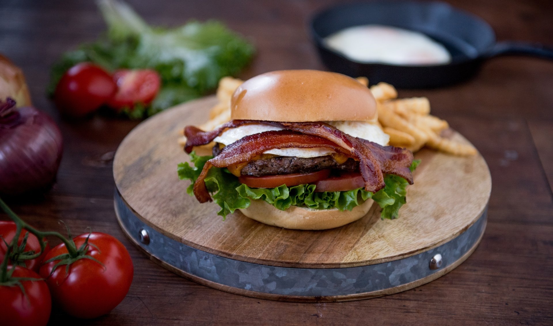 Download Still Life Food Burger 4k Ultra HD Wallpaper