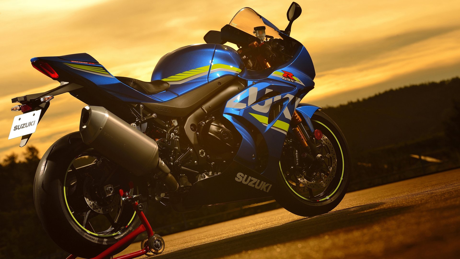 Download Vehicle Suzuki GSX-R1000R 4k Ultra HD Wallpaper