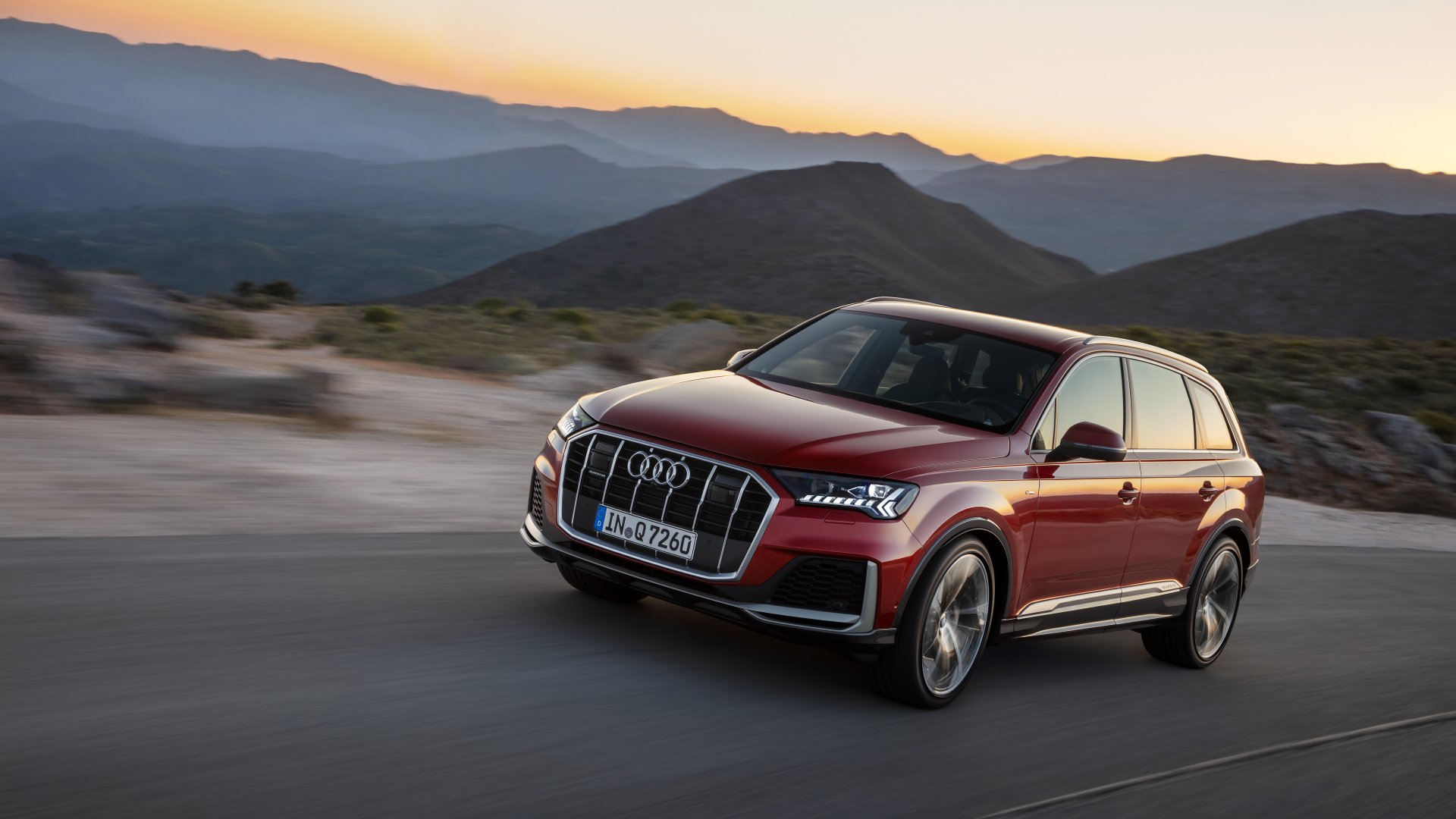 Download SUV Car Audi Vehicle Audi Q7 4k Ultra HD Wallpaper