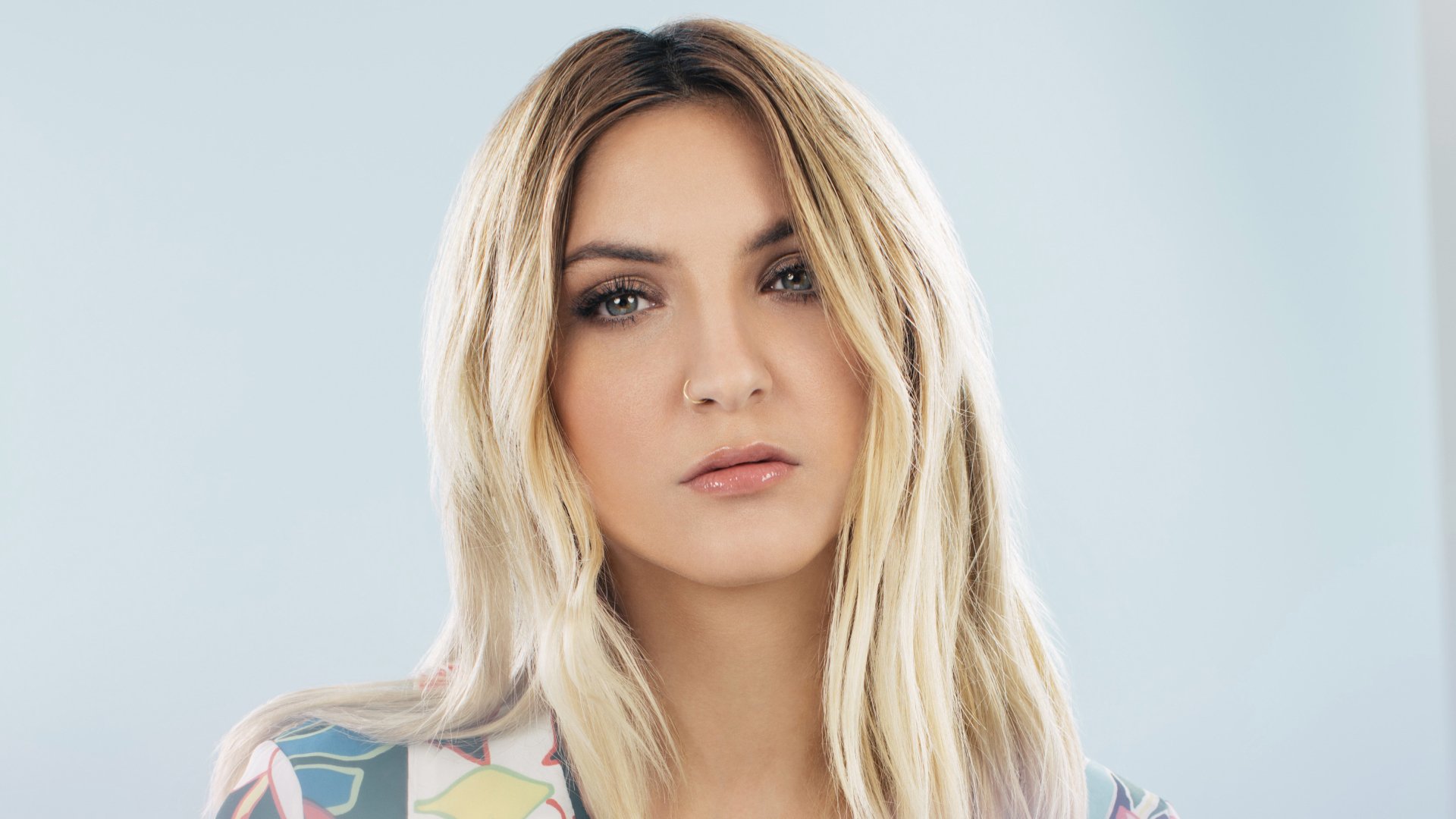 Download Face Blue Eyes Blonde American Singer Music Julia Michaels HD Wallpaper