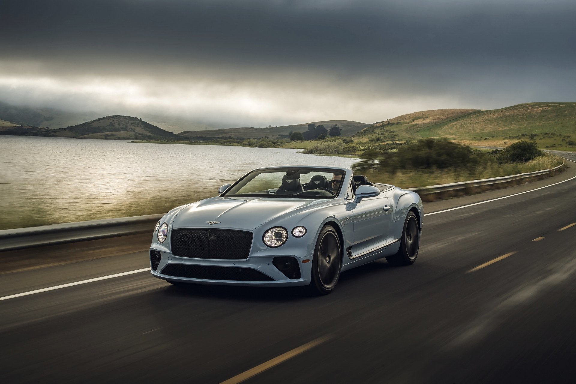 Download Grand Tourer Car Bentley Continental GT Bentley Continental Cabriolet Bentley Vehicle Bentley Continental GT V8 4k Ultra HD Wallpaper