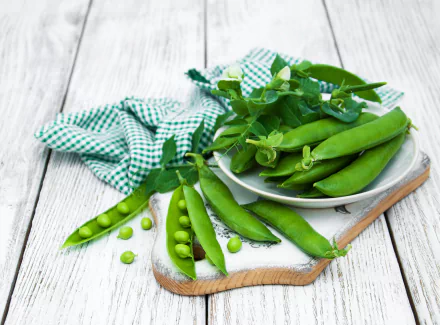 vegetable food pea HD Desktop Wallpaper | Background Image