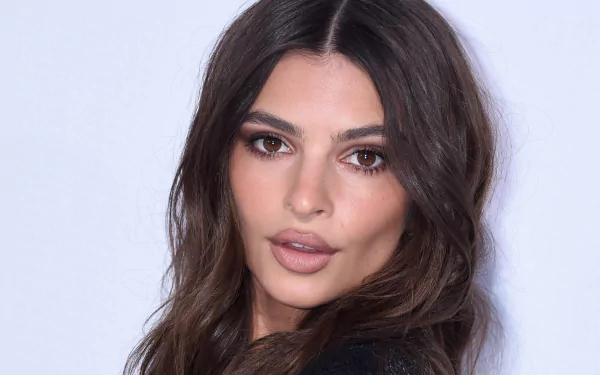 brown eyes brunette face American actress model Celebrity Emily Ratajkowski HD Desktop Wallpaper | Background Image