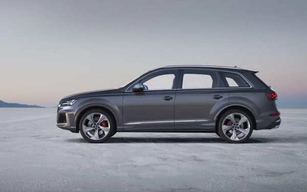 full-size car crossover car SUV silver car car Audi vehicle Audi Q7 HD Desktop Wallpaper | Background Image