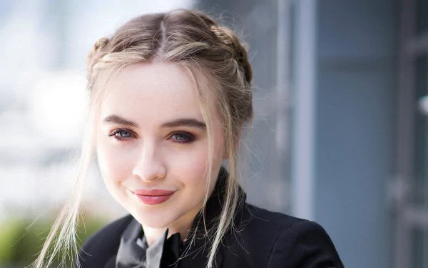 blue eyes depth of field blonde face American actress Celebrity Sabrina Carpenter HD Desktop Wallpaper | Background Image