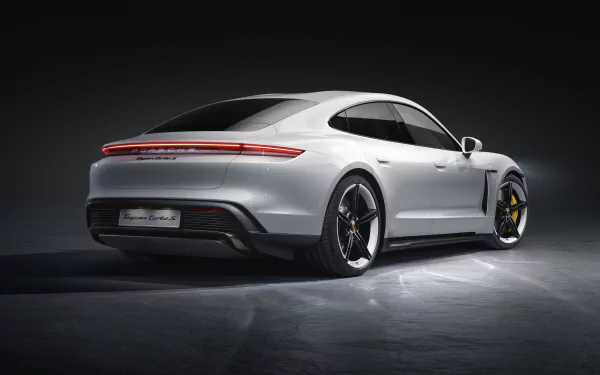  2019 Porsche Taycan Turbo S