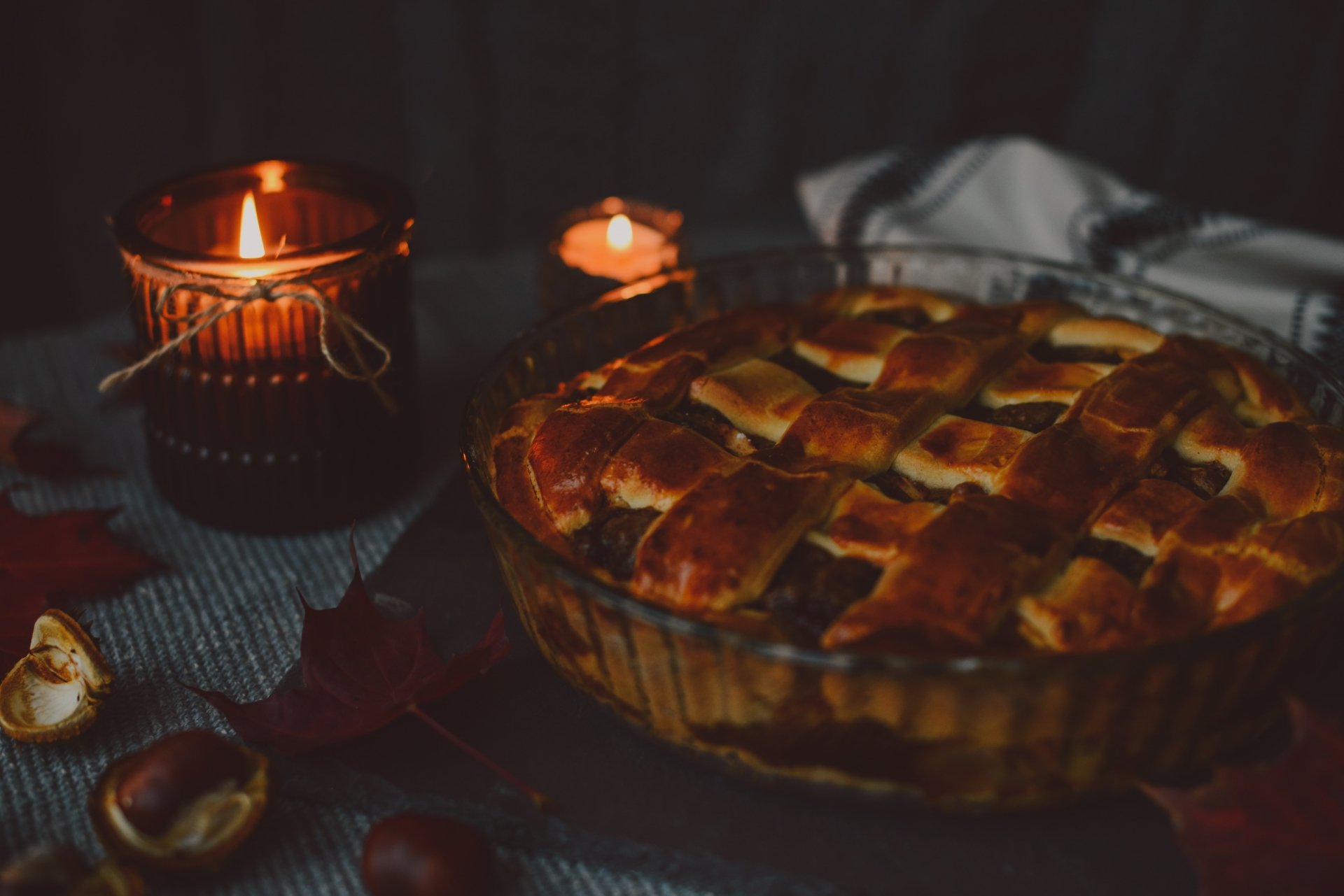 Download Chestnut Candle Food Pie 4k Ultra HD Wallpaper