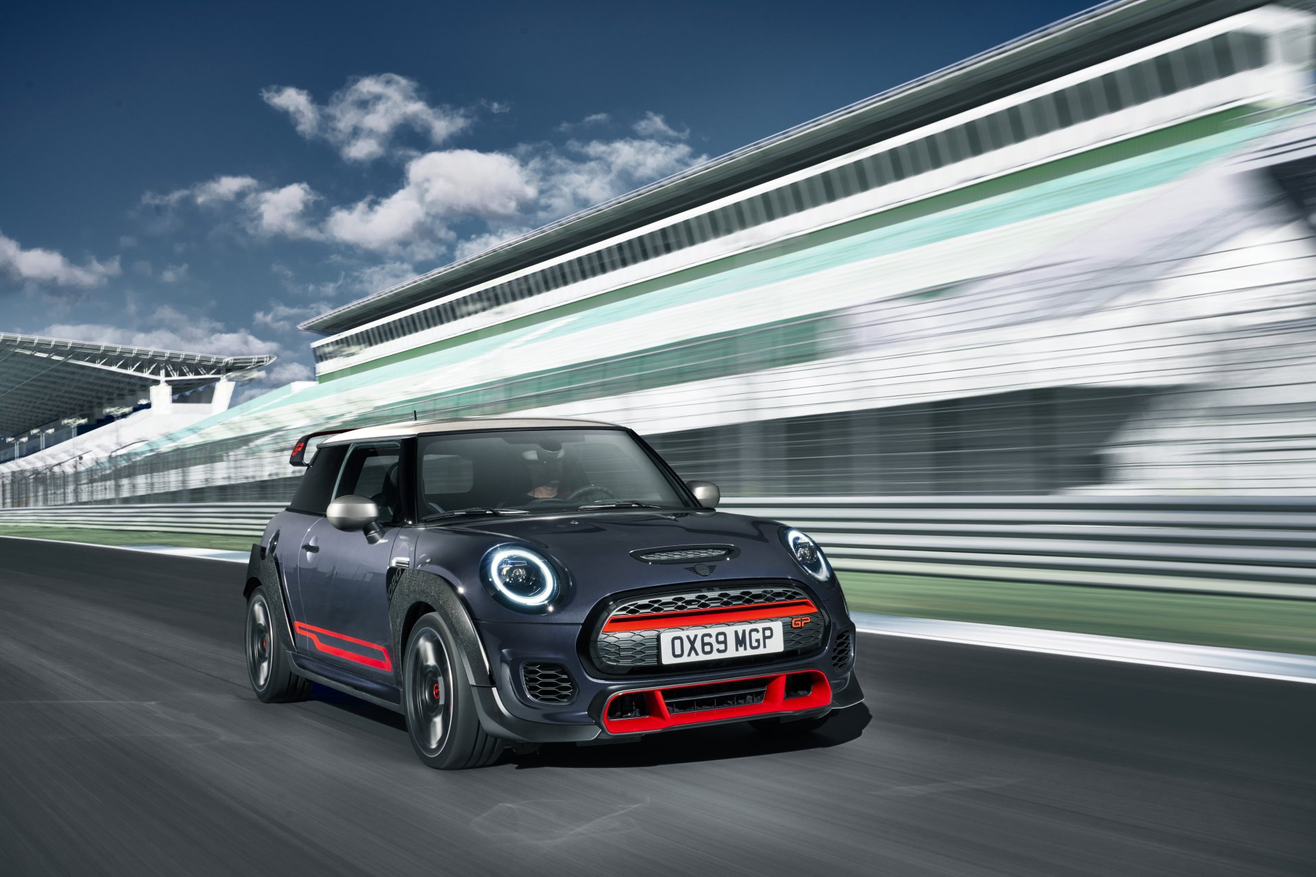 Download Vehicle Mini John Cooper Works 4k Ultra HD Wallpaper