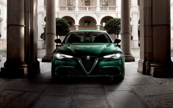 10 Alfa Romeo Giulia 高清壁纸 桌面背景