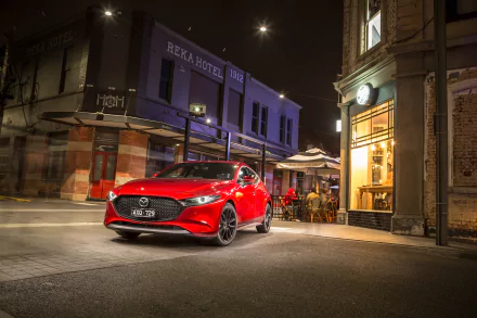  Outside The Eureka Hotel, Geelong Victoria, Australia