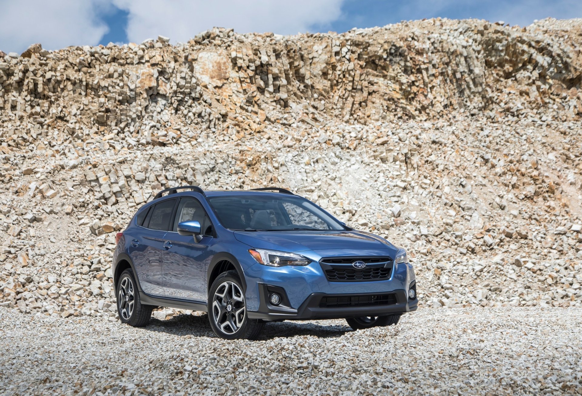 Download SUV Car Subaru Subaru XV Vehicle Subaru Crosstrek HD Wallpaper