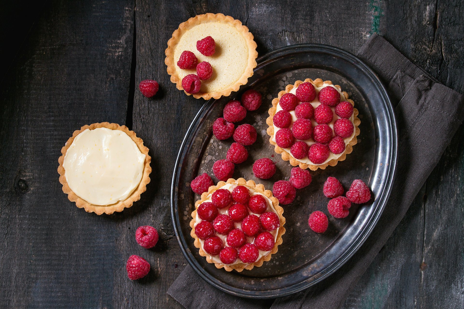 Download Tartlet Pastry Still Life Fruit Berry Raspberry Food Dessert 4k Ultra HD Wallpaper