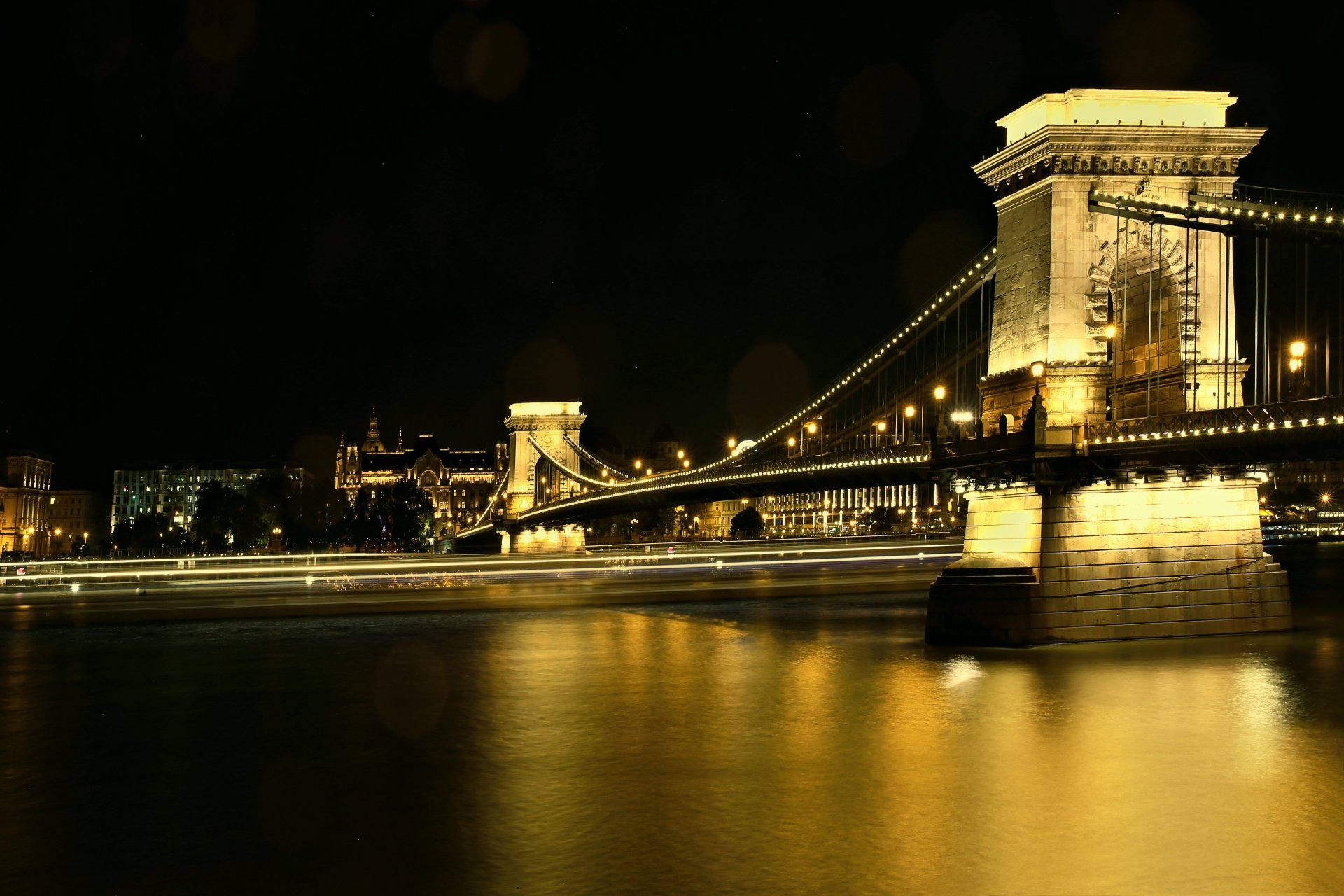Download Budapest Hungary Night Danube Man Made Chain Bridge 4k Ultra HD Wallpaper
