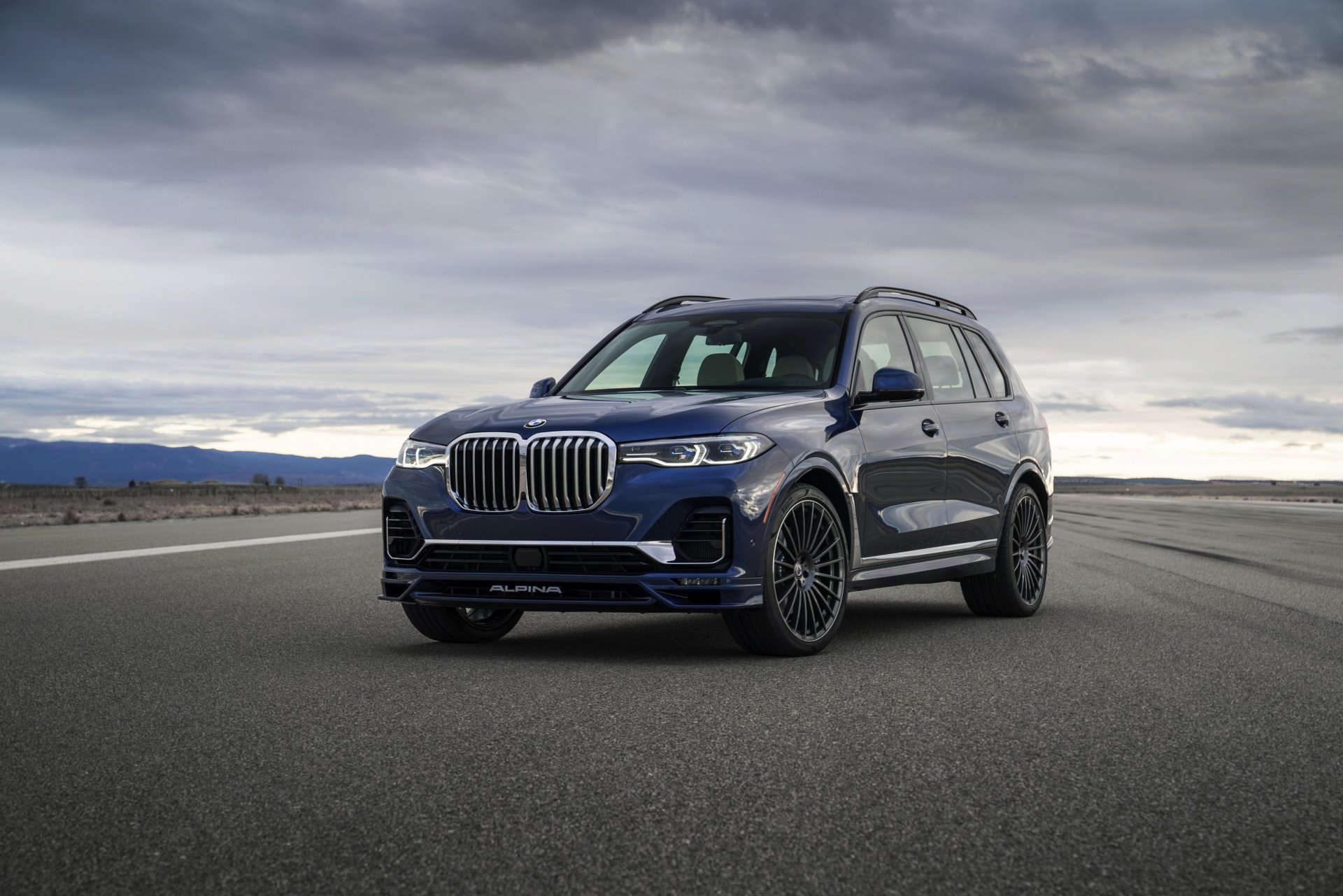 BMW X7 4k Ultra HD Wallpaper