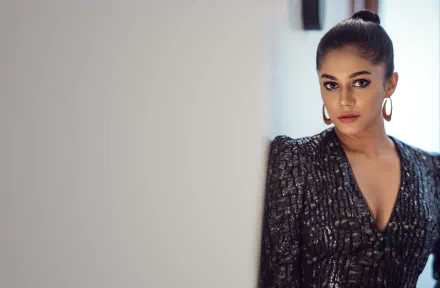 black hair earrings woman model HD Desktop Wallpaper | Background Image