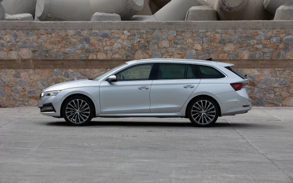 silver car car Skoda vehicle Skoda Octavia Combi HD Desktop Wallpaper | Background Image