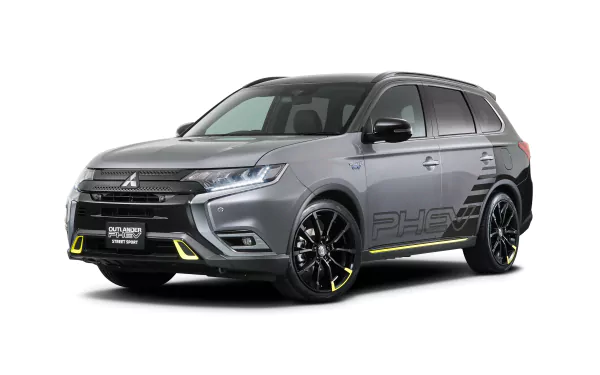 Mitsubishi Outlander PHEV Street Sport silver car SUV car Mitsubishi vehicle Mitsubishi Outlander HD Desktop Wallpaper | Background Image