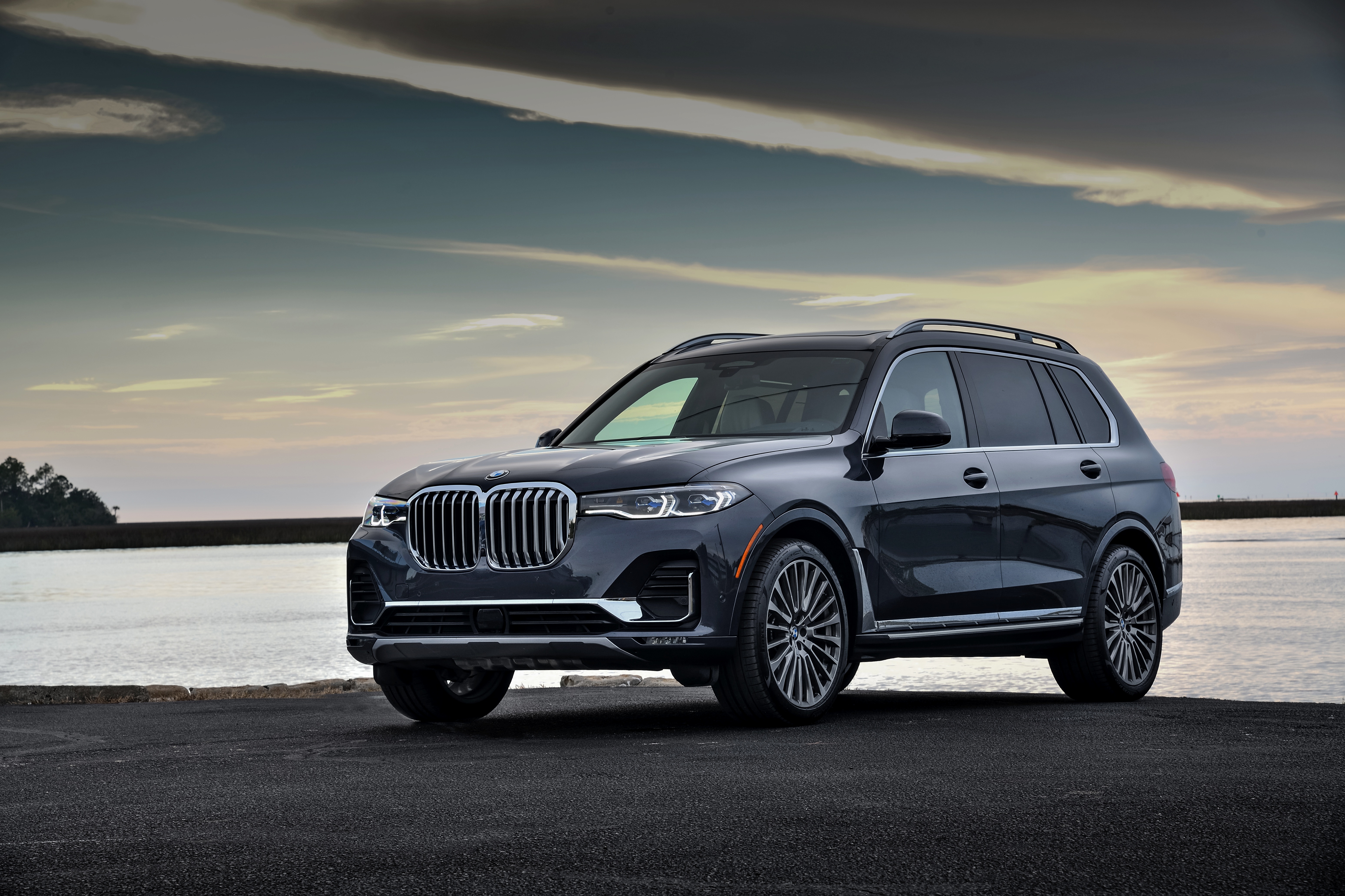 Download SUV Car BMW Vehicle BMW X7 4k Ultra HD Wallpaper