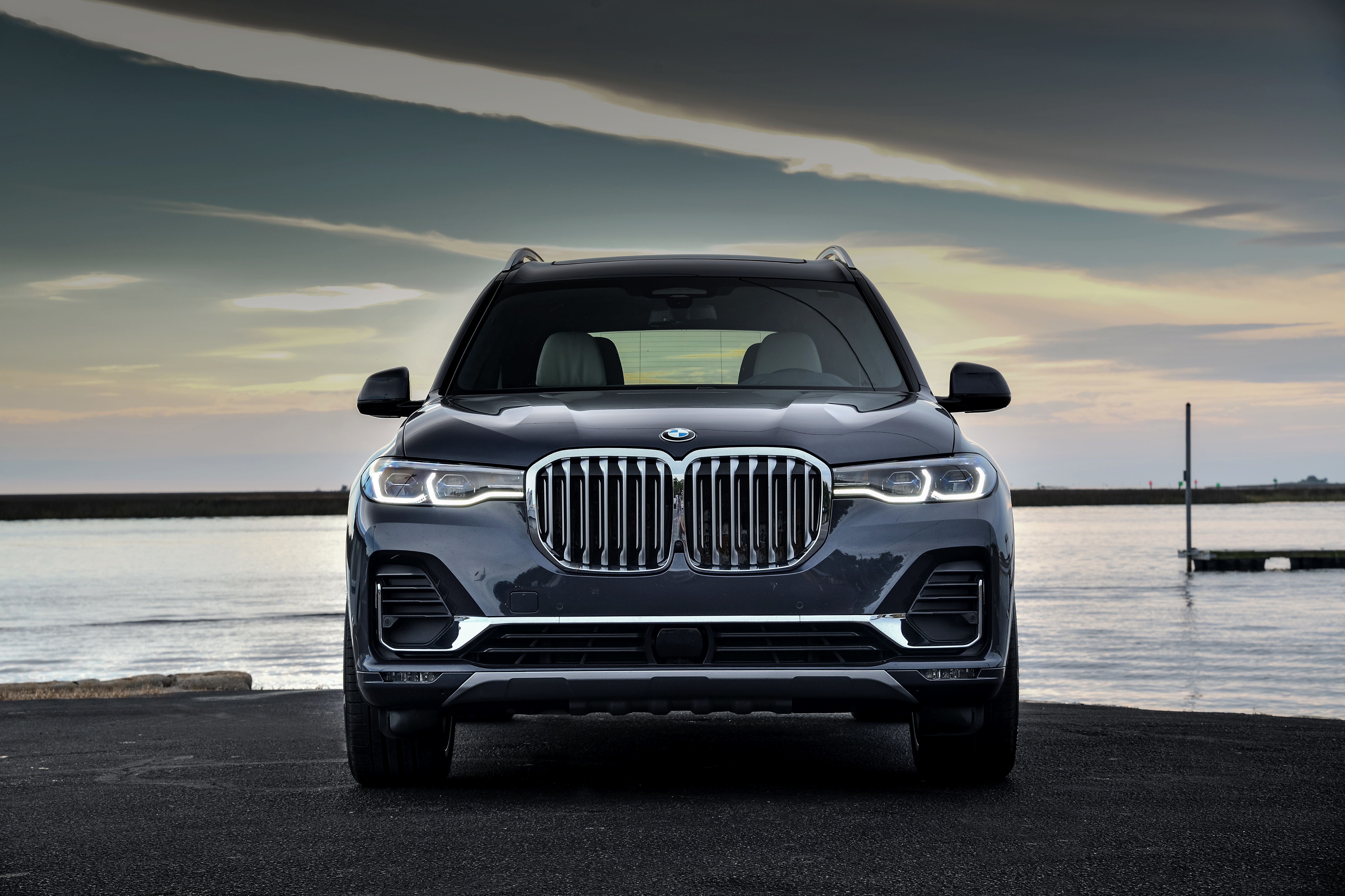 Bmw x7 wallpaper