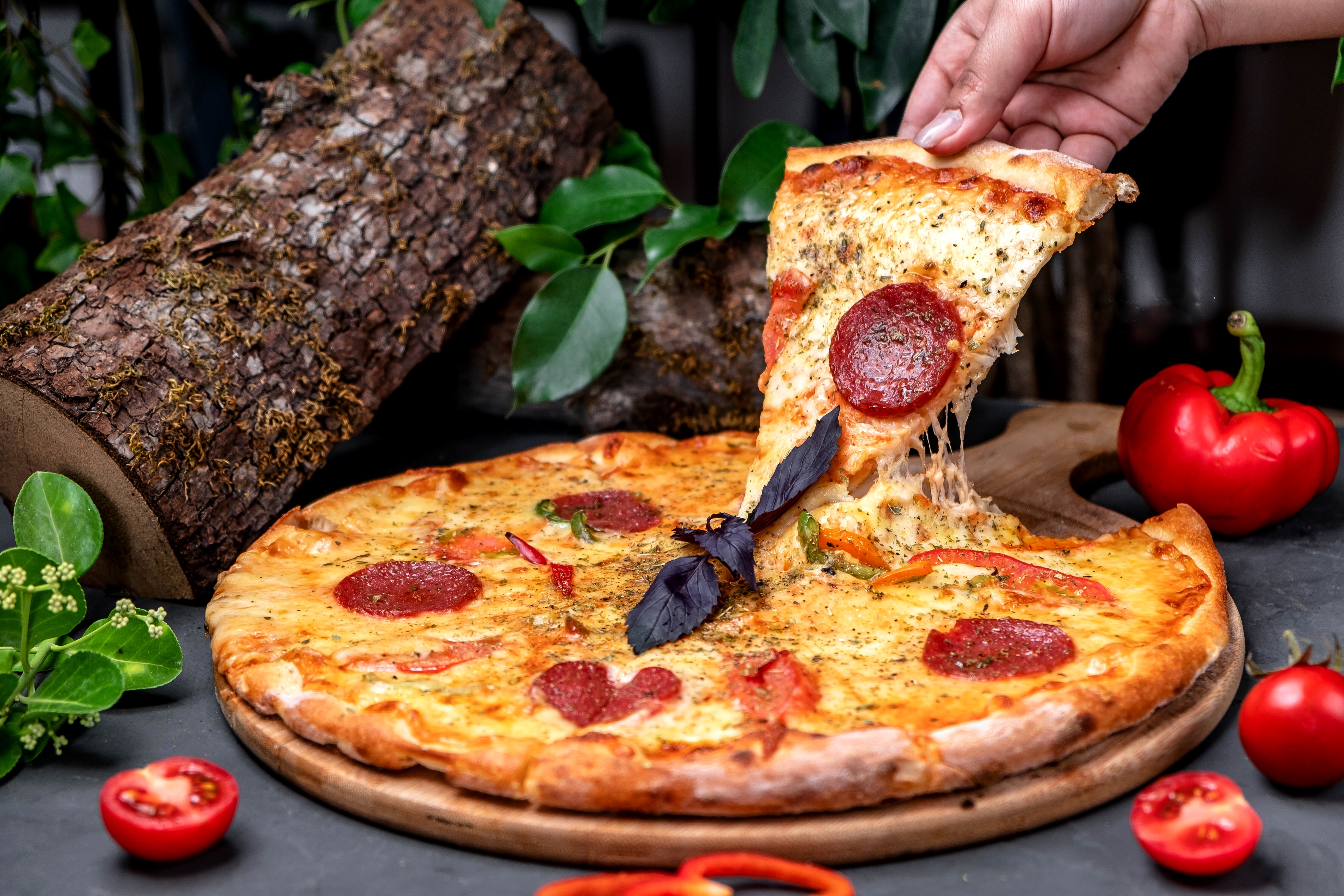 Food Pizza 4k Ultra HD Wallpaper