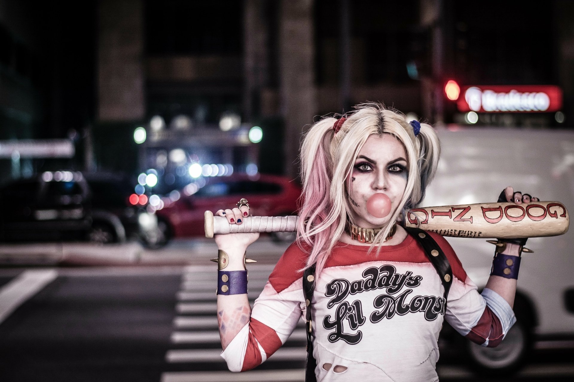 Download Baseball Bat Twintails Blonde Depth Of Field Harley Quinn Woman Cosplay 4k Ultra HD Wallpaper