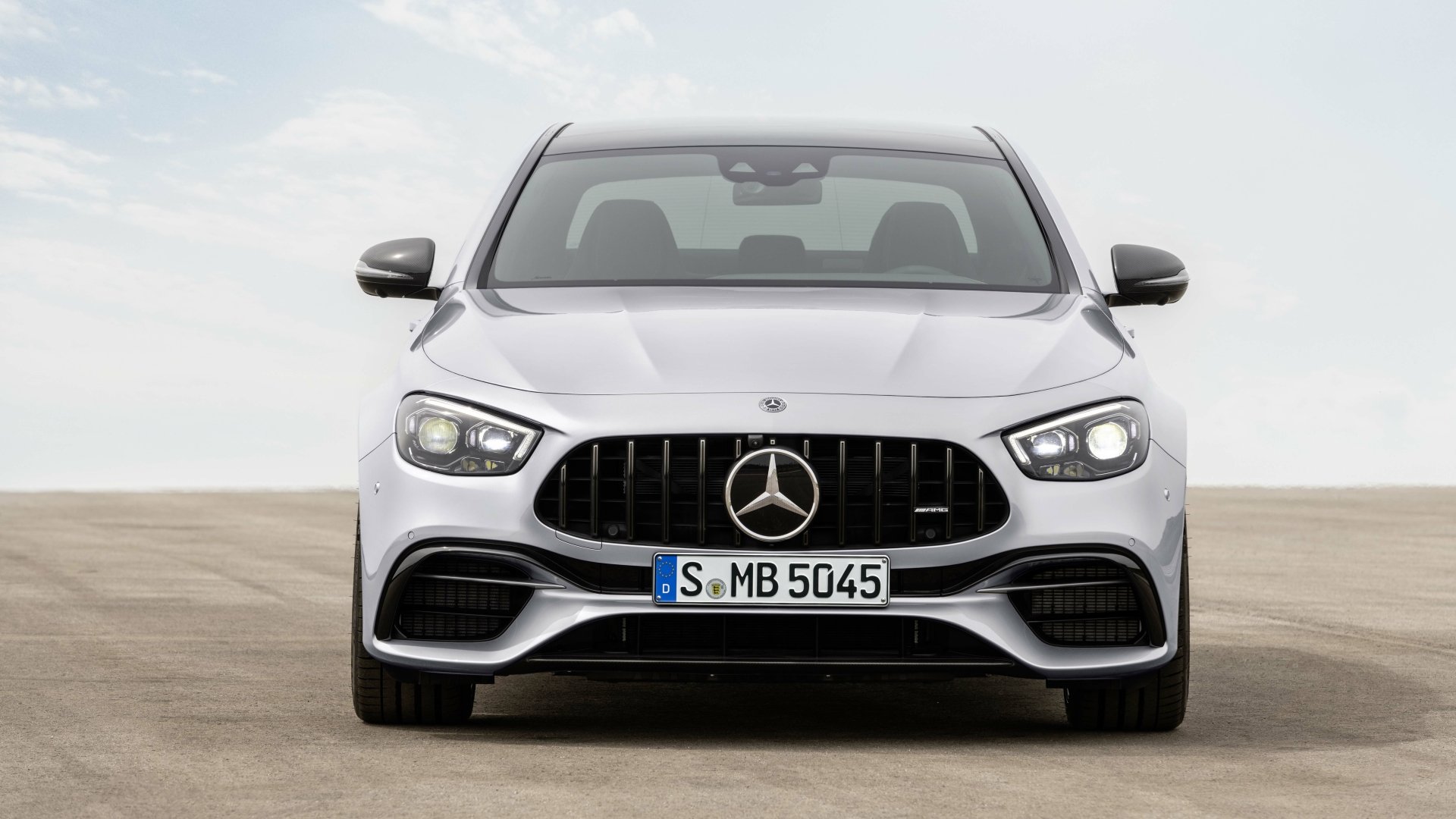 Download Silver Car Car Mercedes-Benz Mercedes-AMG Vehicle Mercedes-AMG E 63 8k Ultra HD Wallpaper