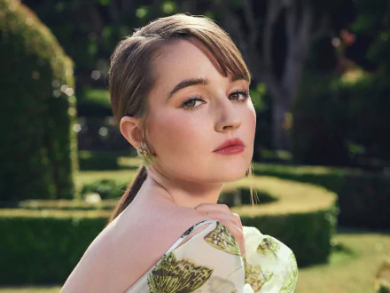 brunette face American actress Celebrity Kaitlyn Dever HD Desktop Wallpaper | Background Image
