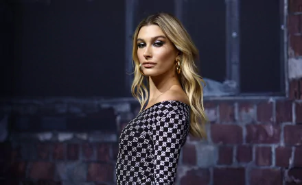 American blonde model Celebrity Hailey Baldwin HD Desktop Wallpaper | Background Image