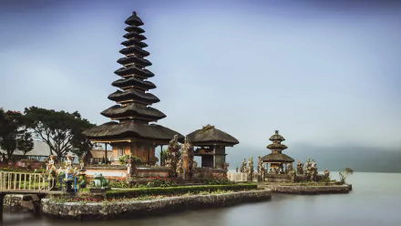  Pura Ulun Danu Bratan, Bali, Indonesia