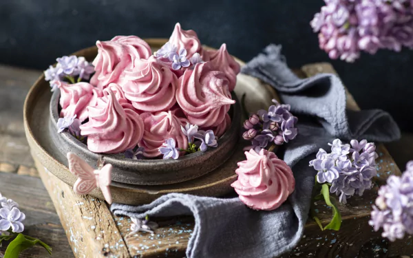  Meringue Kisses