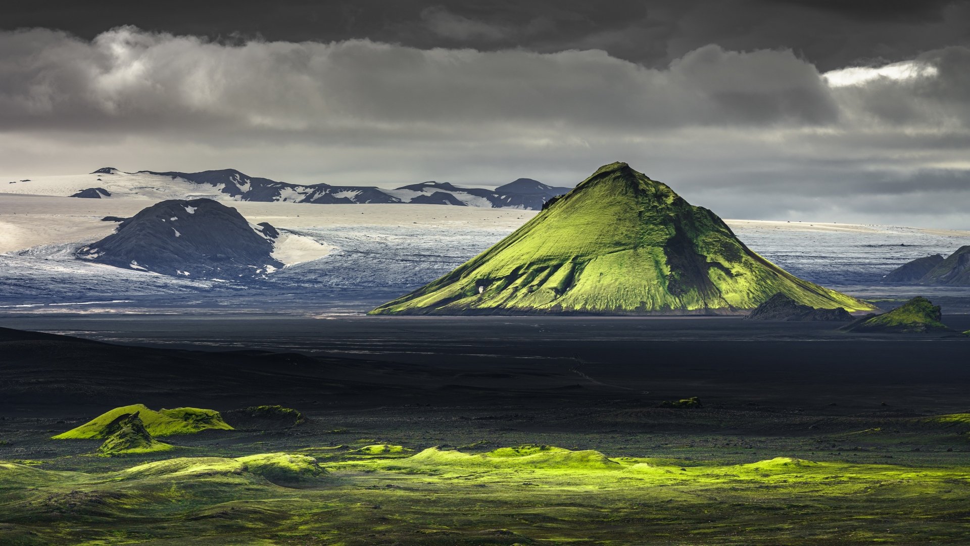 Download Mountain Nature Iceland Landscape 4k Ultra HD Wallpaper