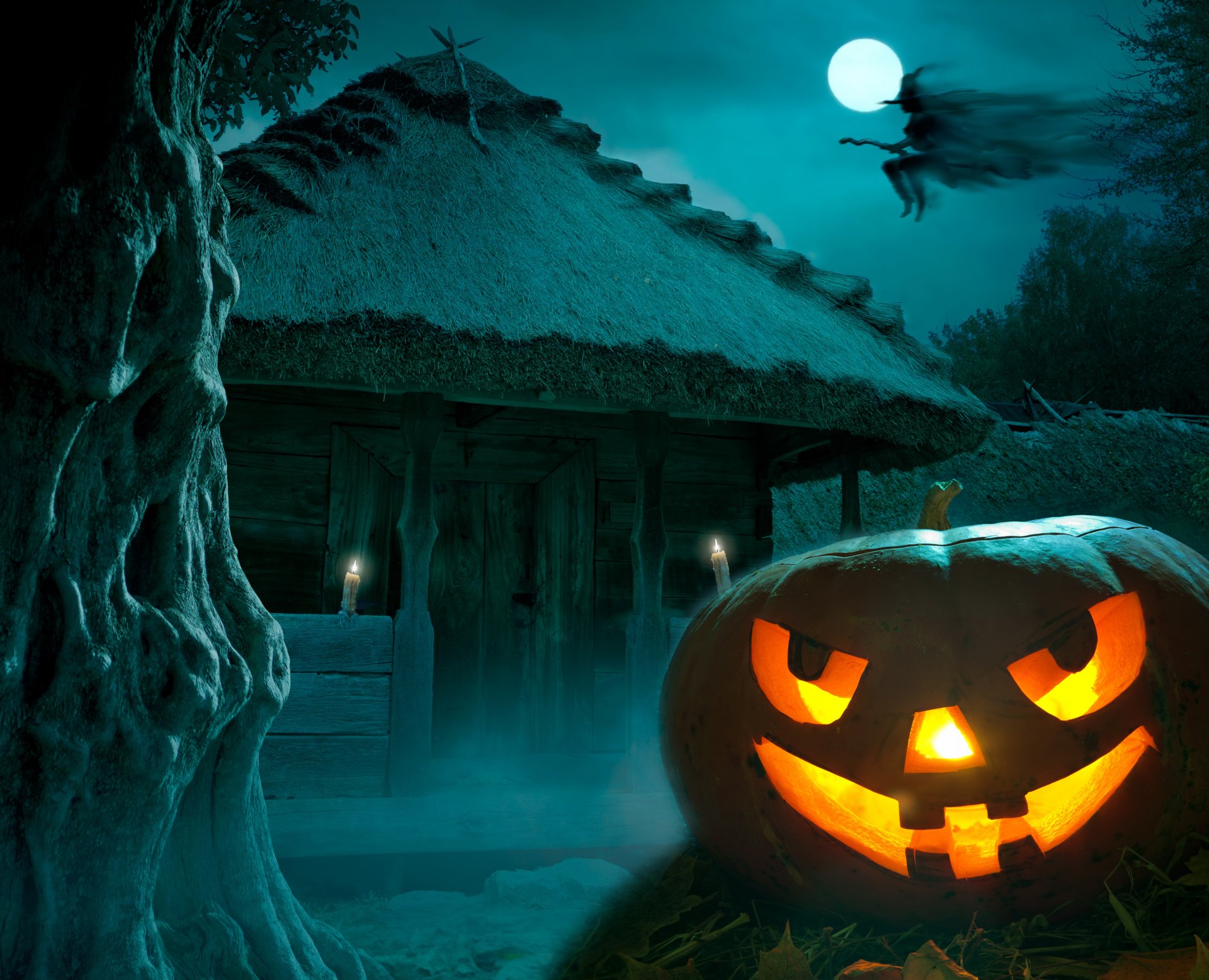 4K Ultra HD PC desktop wallpaper: glowing jack-o'-lantern in foreground, eerie haunted house under a full moon, witch silhouette flying at night — Halloween holiday scene.