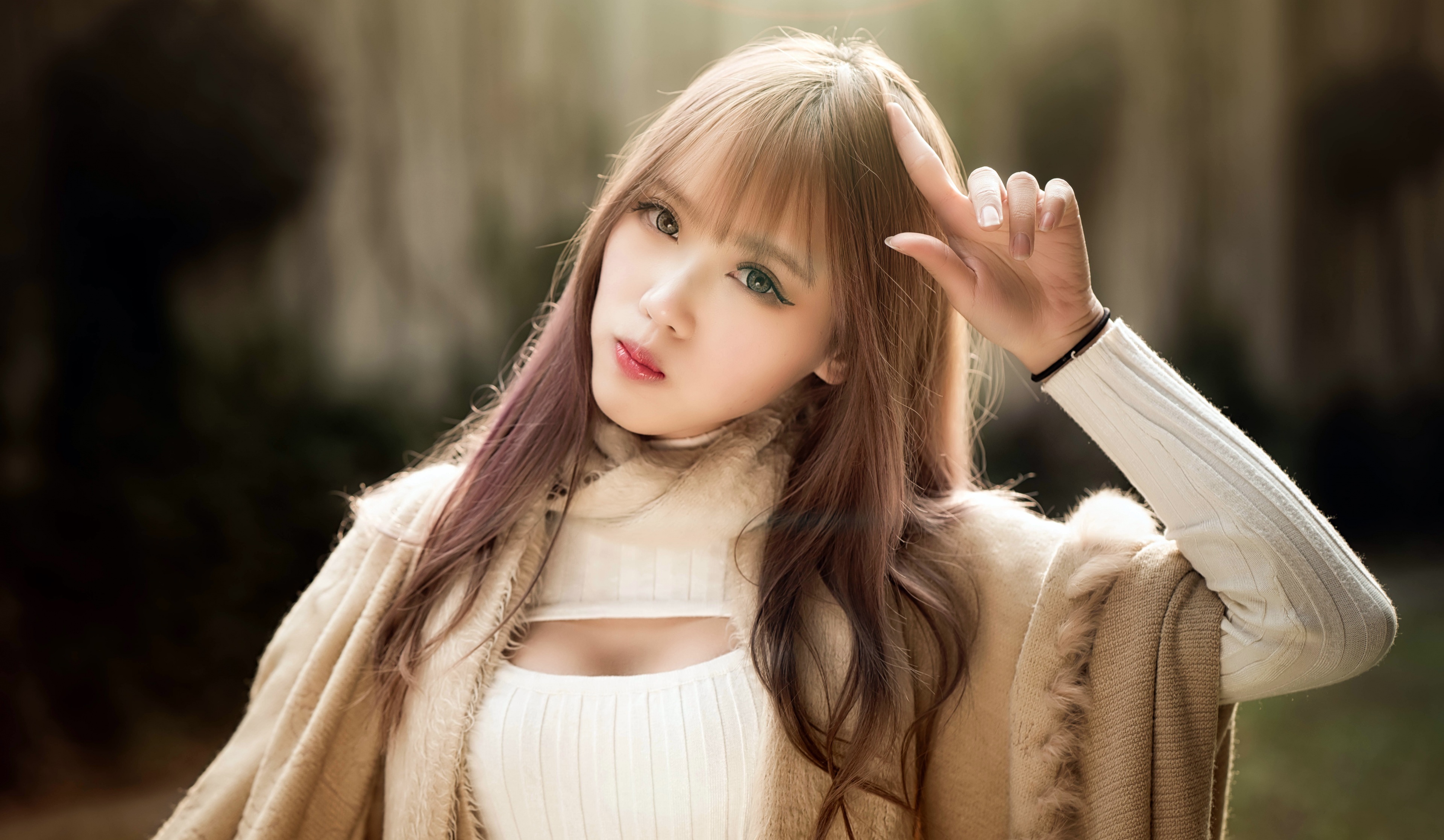 Download Blue Eyes Brunette Model Woman Asian 4k Ultra HD Wallpaper