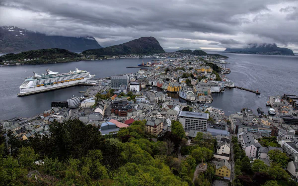 ship panorama Norway house building man made Ålesund HD Desktop Wallpaper | Background Image