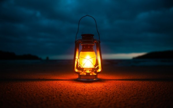 Man Made Lantern Kerosene Lamp HD Wallpaper | Background Image