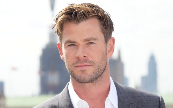Celebrity Chris Hemsworth Actor Australian HD Wallpaper | Background Image