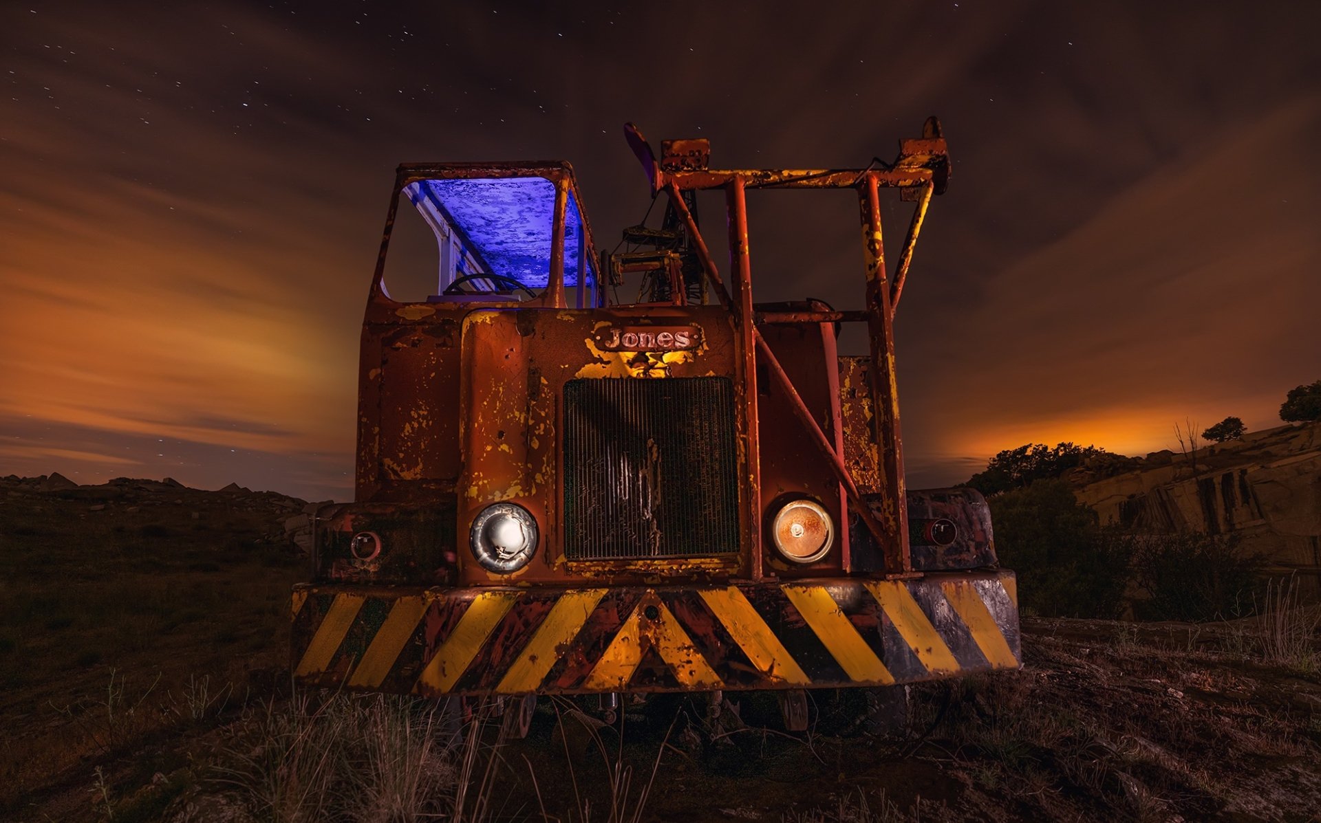 Download Rust Abandoned Vehicle Wreck HD Wallpaper