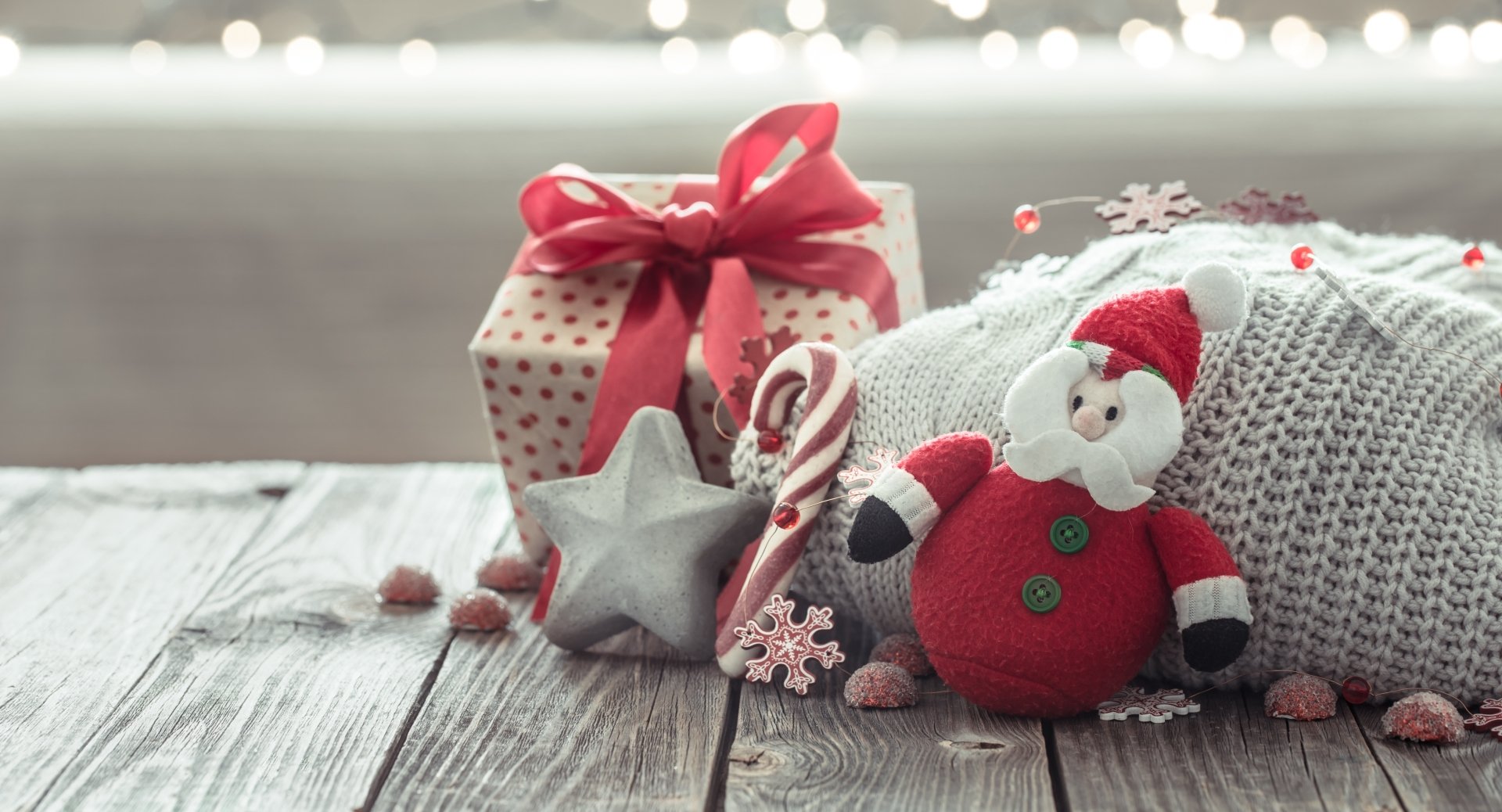 Download Gift Holiday Christmas 4k Ultra HD Wallpaper