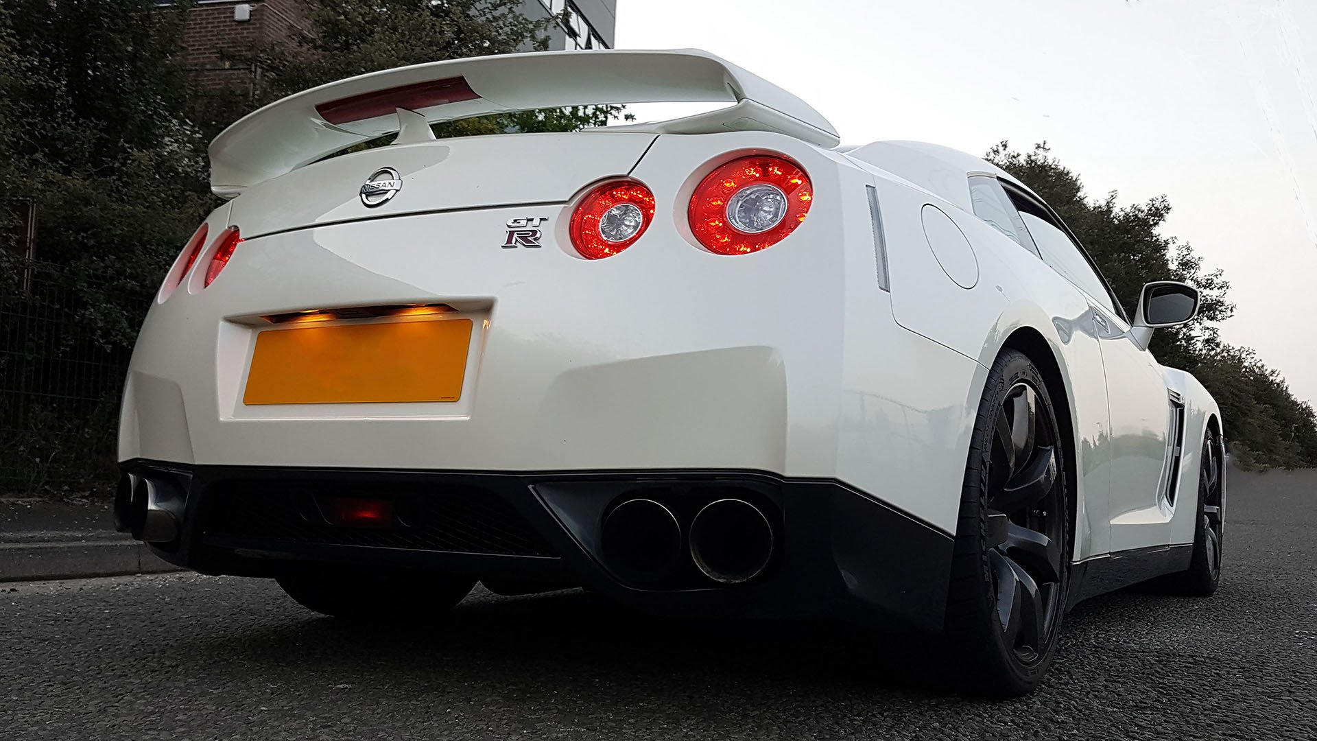 Nissan GT-R35 by buv600