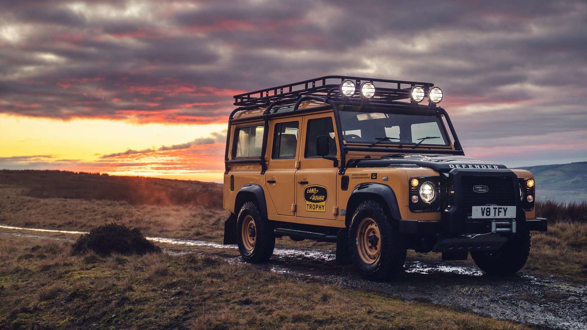 vehicles-land-rover-defender-4k-ultra-hd-wallpaper