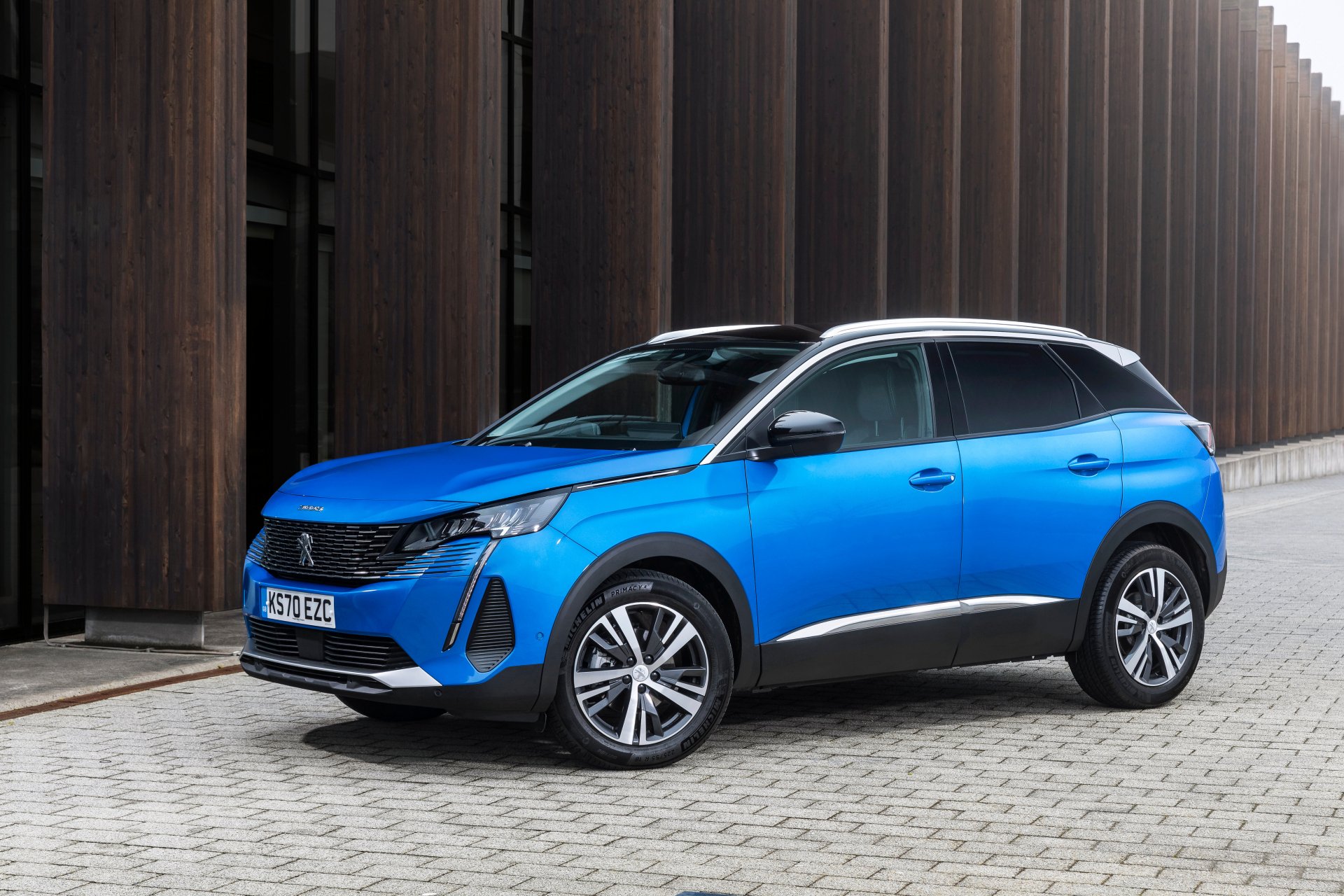 Download Suv Peugeot Car Vehicle Peugeot 3008 4k Ultra Hd Wallpaper